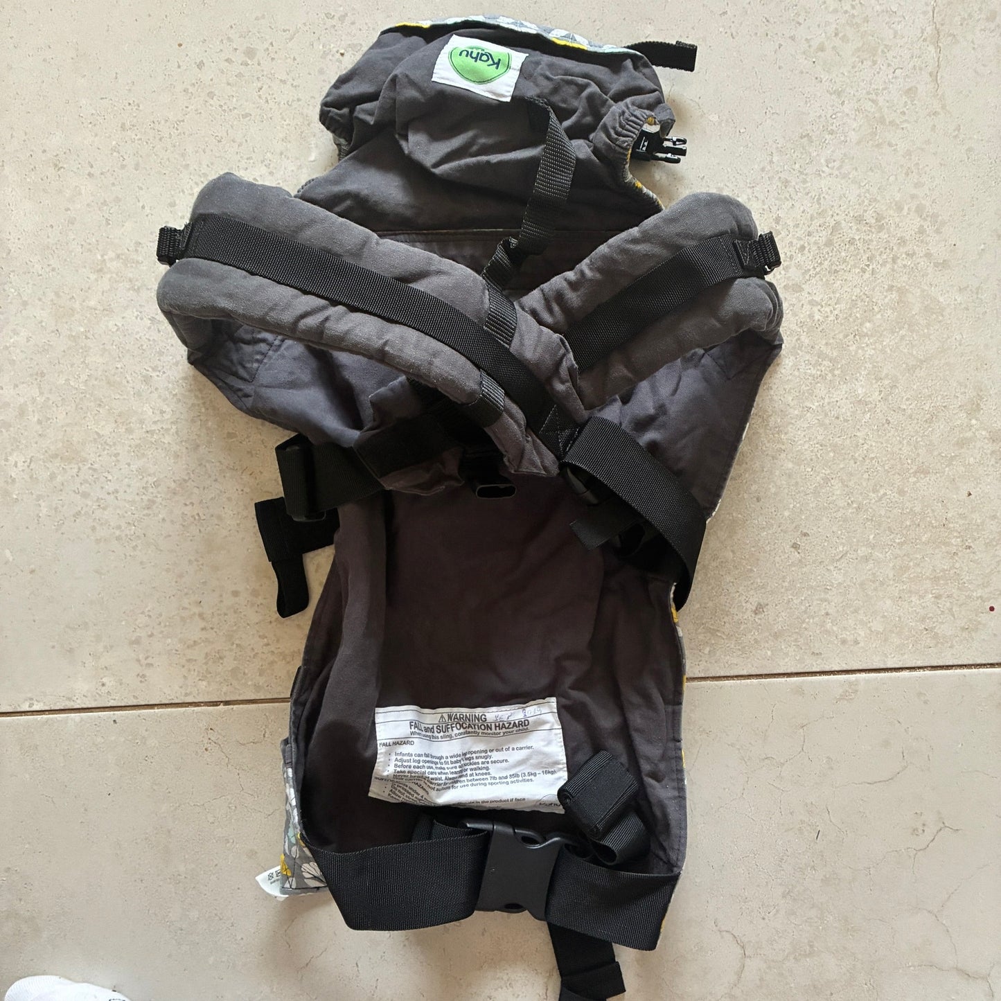 Ex Library Stock: KahuBaby - Baby Carrier Nesting Trees