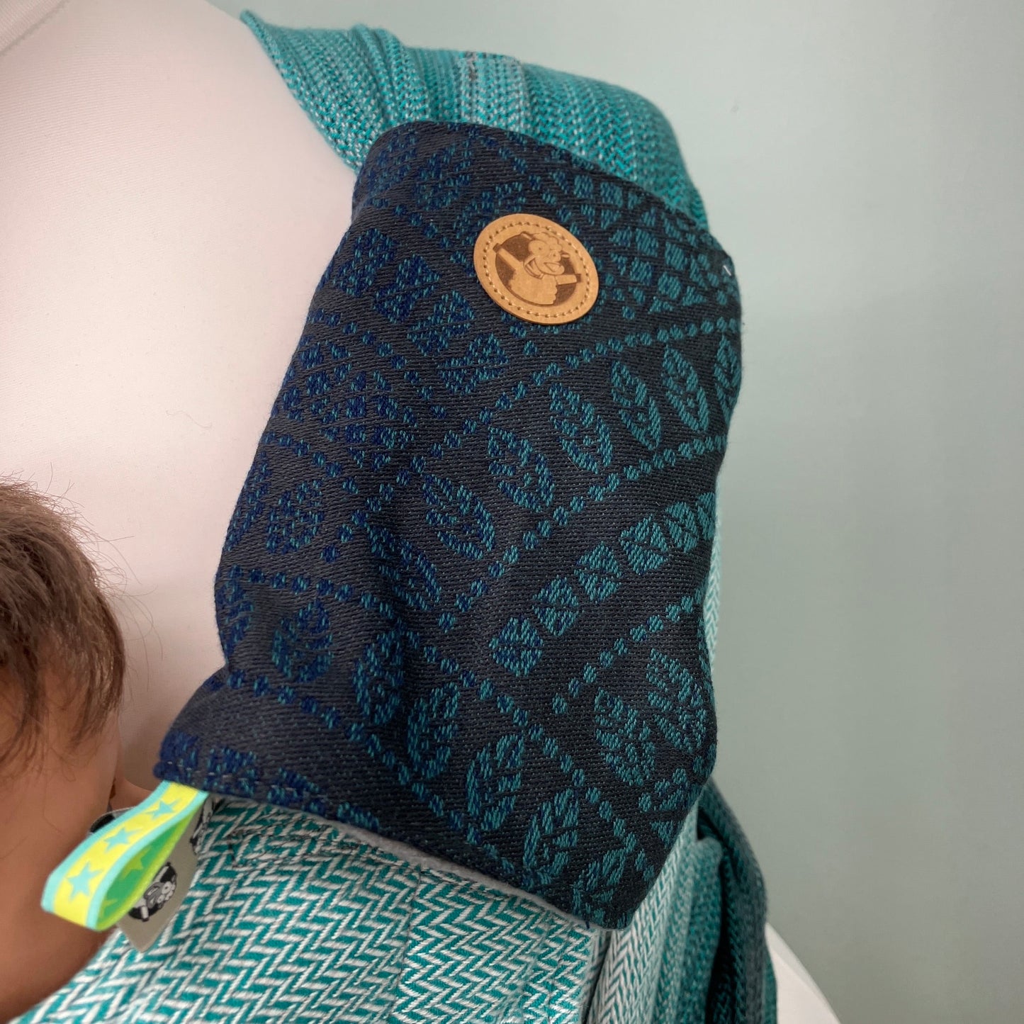 LennyLamb Suck Pads And Reach Straps Peacocks Tail Quantum 3