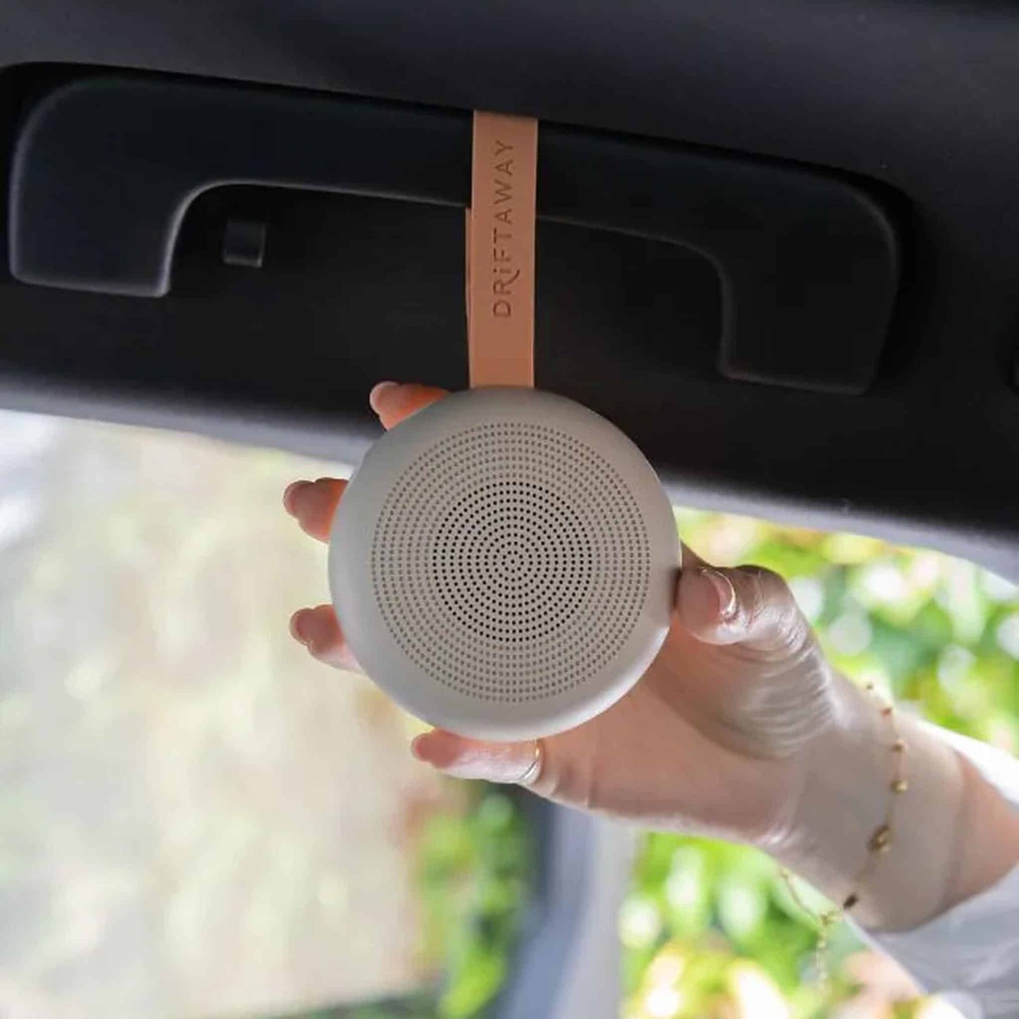 ergoPouch Driftaway White Noise and Nightlight Car