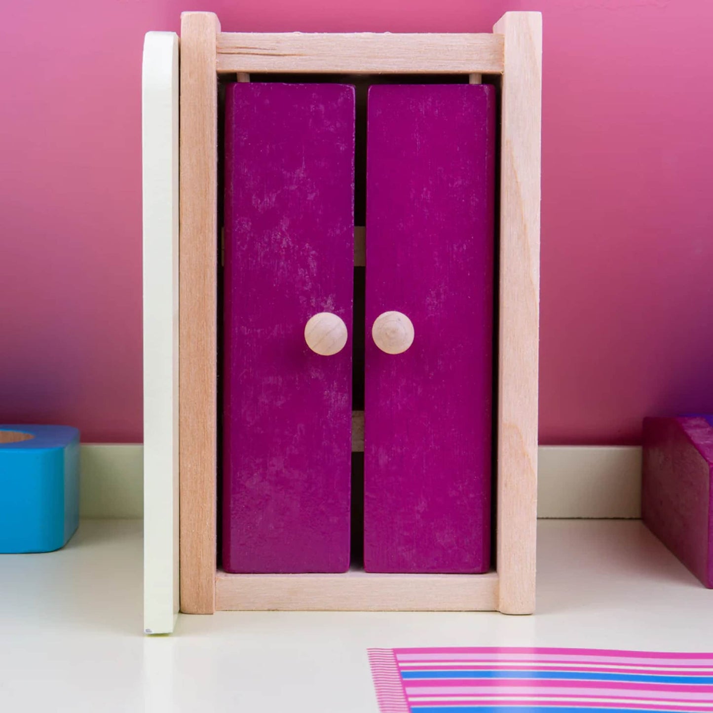 Bigjigs Dolls Furniture Wardrobe