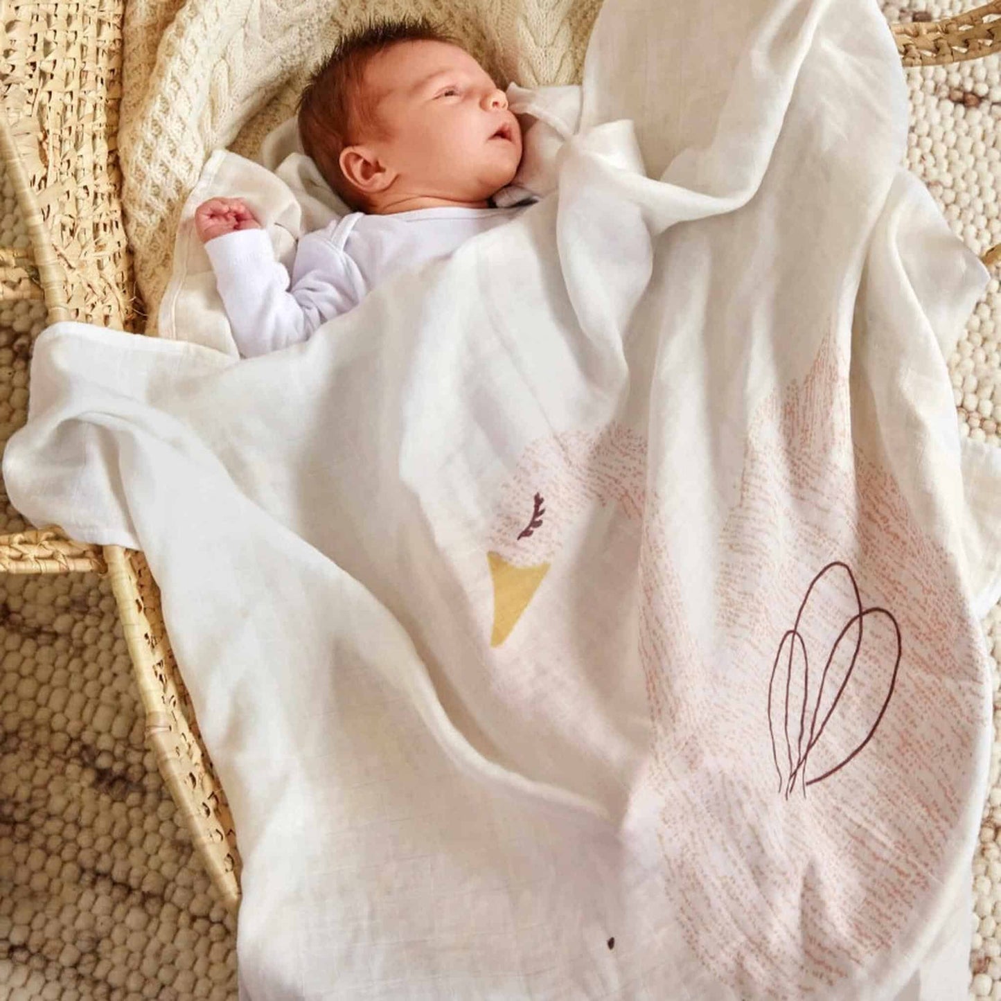 Lässig Heavenly Soft Swaddle Muslin 3 Pack Water Swan Lifestyle