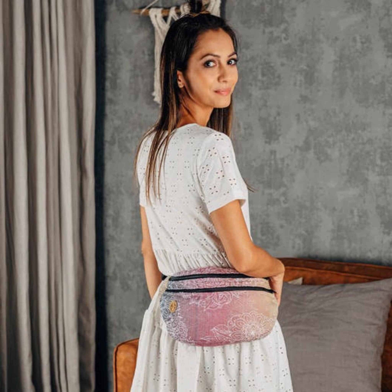 LennyLamb Large Waist Bag Wild Wine Vineyard